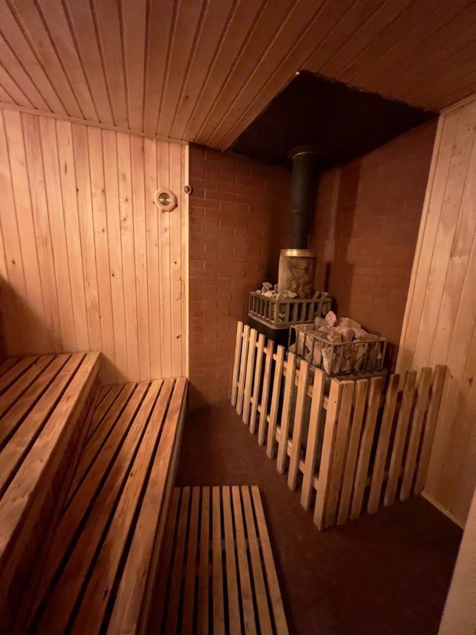 Спортохота Hotel แชร์กาซี ภายนอก รูปภาพ