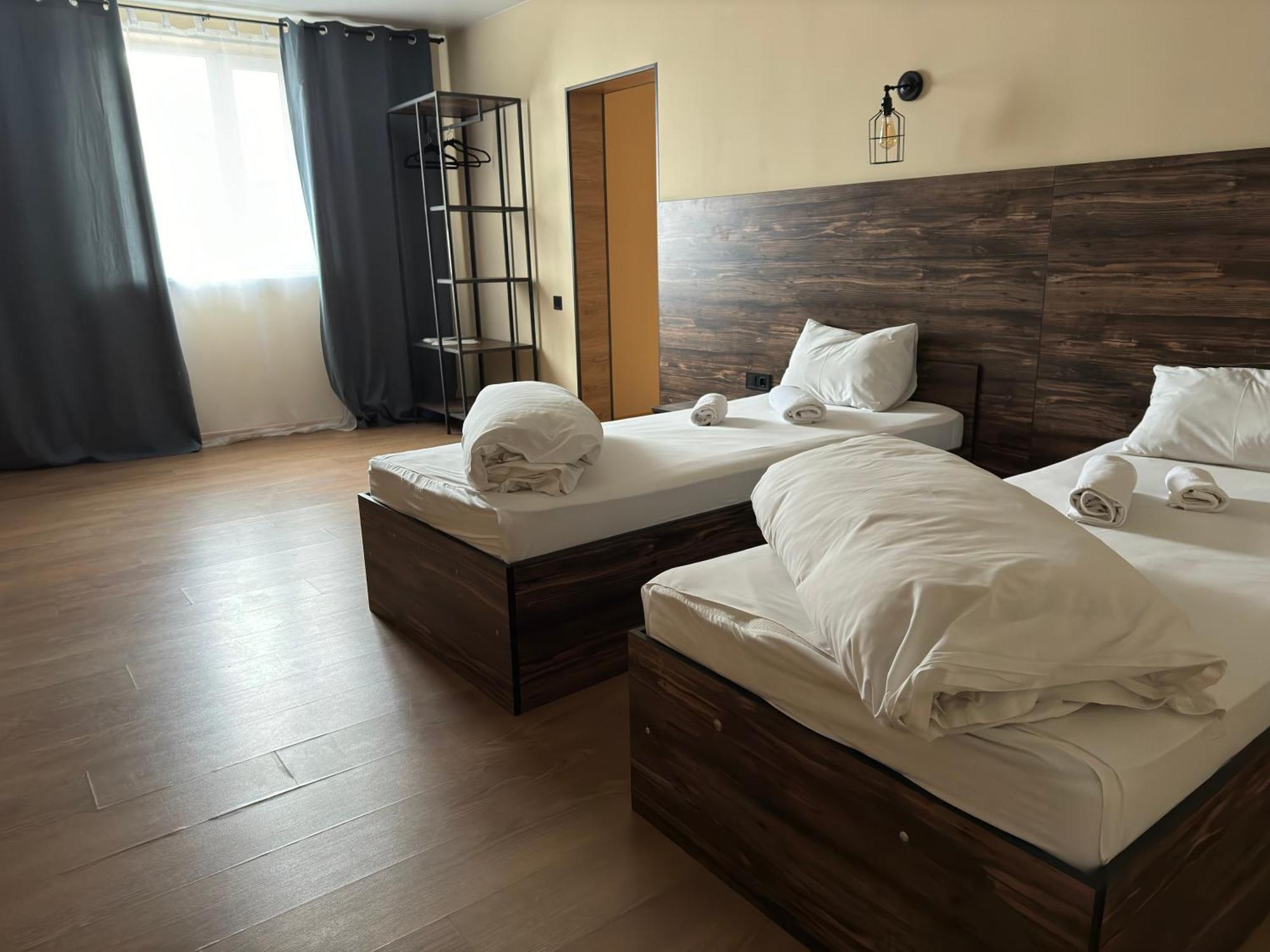 Спортохота Hotel แชร์กาซี ภายนอก รูปภาพ